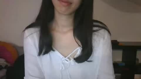 axue online show from 10-03-25, 09:23