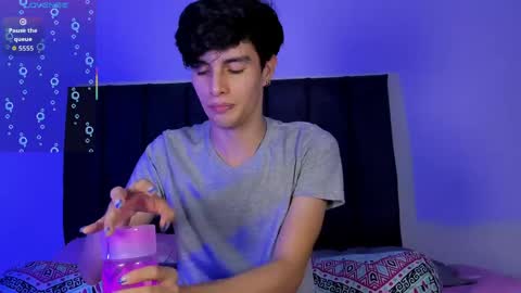 Axxxel  online show from 04-28-26, 02:21