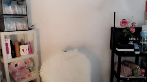 AYAHOSHILOVESYOU online show from 07-14-26, 03:44