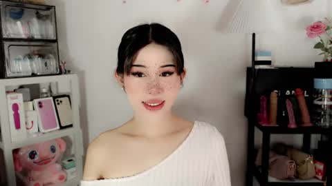 AYAHOSHILOVESYOU online show from 07-20-26, 02:59