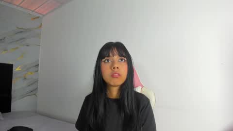Snapshot of ayamefox chatting on 09-23-25, 02:09 Ayame online show from 09-23-25, 02:09