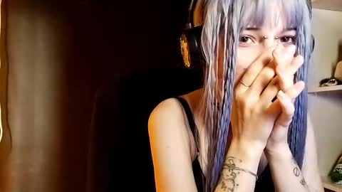 Eva online show from 09-19-25, 08:16