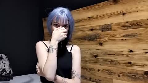 Eva online show from 09-27-25, 02:33