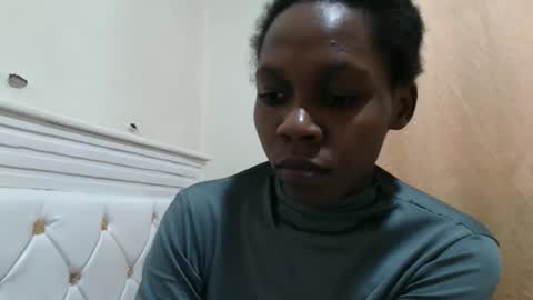 Ayie online show from 09-26-25, 09:46
