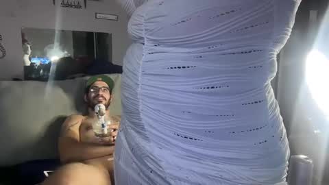 Snapshot of ayeboyyy92 chatting on 01-20-25, 08:19 Erinn online show from 01-20-25, 08:19