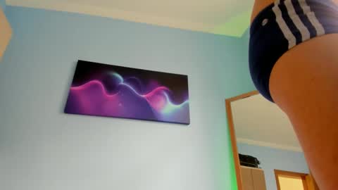 Snapshot of ayjeeem chatting on 10-03-25, 01:52 Andr online show from 10-03-25, 01:52