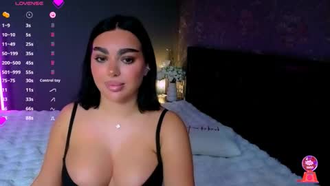  Ayla Demir  online show from 11-10-25, 10:53