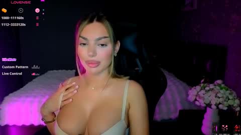  Ayla Demir  online show from 03-10-26, 09:53