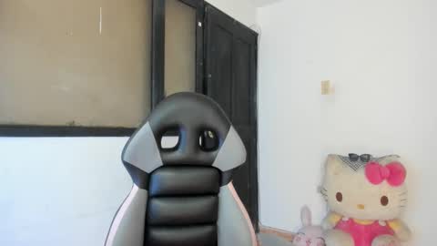 Snapshot of aylaislem chatting on 12-19-24, 02:45 SandyMODELINDEPENDIENT online show from 12-19-24, 02:45