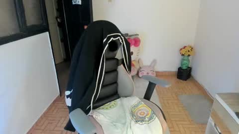 Snapshot of aylaislem chatting on 02-23-25, 10:20 SandyMODELINDEPENDIENT online show from 02-23-25, 10:20