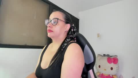 Snapshot of aylaislem chatting on 02-26-25, 12:03 SandyMODELINDEPENDIENT online show from 02-26-25, 12:03