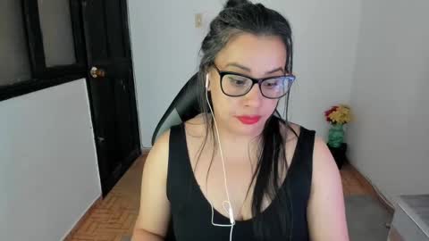 Snapshot of aylaislem chatting on 03-04-25, 04:38 SandyMODELINDEPENDIENT online show from 03-04-25, 04:38