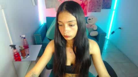 aylanny_m online show from 11-21-25, 04:27