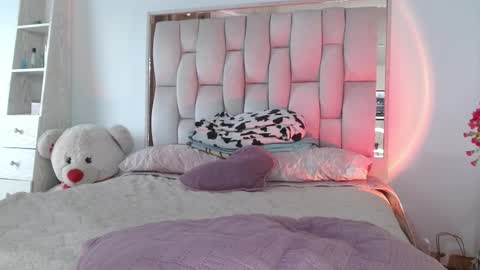 AYLEEN    online show from 11-27-25, 09:06