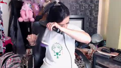 Snapshot of ayleenzj chatting on 12-31-24, 06:46 AyleenZJ online show from 12-31-24, 06:46