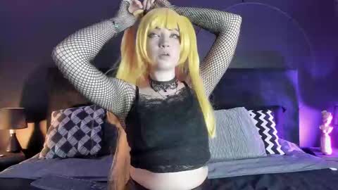 Aylen online show from 02-15-25, 07:39