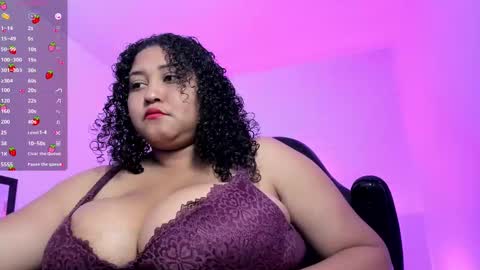 Snapshot of ayliinn_ chatting on 10-16-25, 02:23 Ayliinn online show from 10-16-25, 02:23