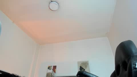 Ayliinn  online show from 11-25-25, 02:44