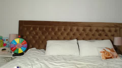 Snapshot of aylinhoney chatting on 01-06-25, 04:04 Aylin online show from 01-06-25, 04:04