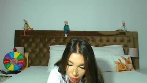 Aylin online show from 11-29-25, 03:53