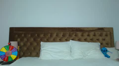 Aylin online show from 02-13-26, 05:47