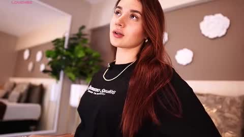 Aylin Millerxs online show from 11-13-25, 07:57