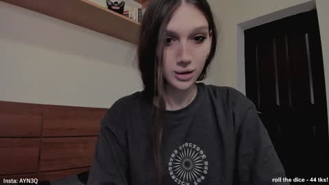 Snapshot of ayn3q chatting on 01-15-25, 10:57 AYNEK fansly online show from 01-15-25, 10:57