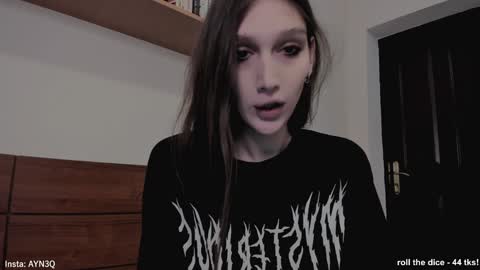 Snapshot of ayn3q chatting on 01-19-25, 02:47 AYNEK fansly online show from 01-19-25, 02:47