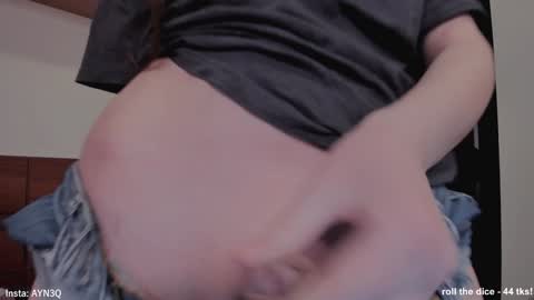 Snapshot of ayn3q chatting on 01-31-25, 10:21 AYNEK fansly online show from 01-31-25, 10:21