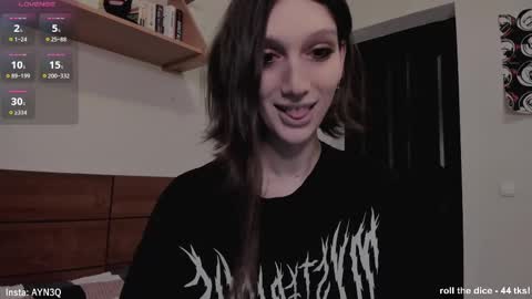 Snapshot of ayn3q chatting on 03-01-25, 02:23 AYNEK fansly online show from 03-01-25, 02:23