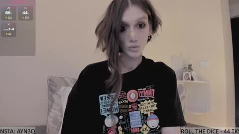 Snapshot of ayn3q chatting on 11-01-25, 01:18 AYNEK fansly online show from 11-01-25, 01:18