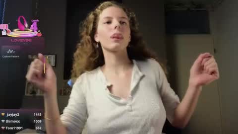 Ayreen Moore online show from 12-17-25, 02:45