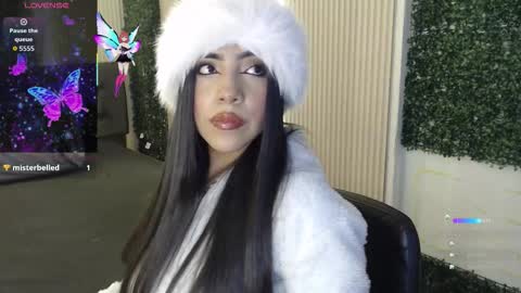 Aysel online show from 10-28-25, 09:06