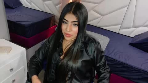 Aysel online show from 11-19-25, 09:48