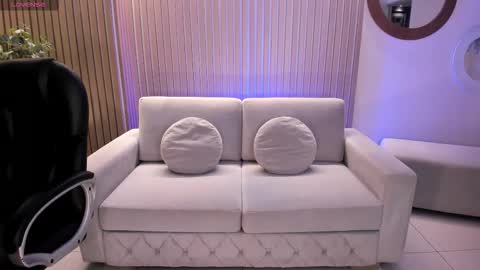 Ayshel online show from 11-18-25, 03:45