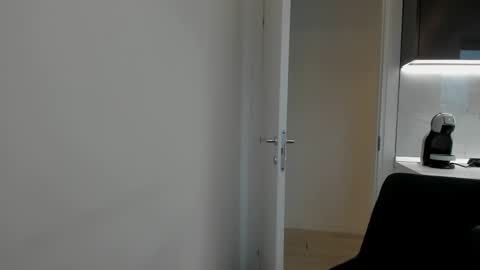 Snapshot of ayumilove chatting on 02-11-25, 06:30 Ayumi online show from 02-11-25, 06:30