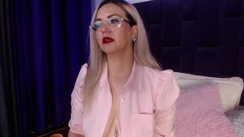 Azahara online show from 03-19-26, 02:21