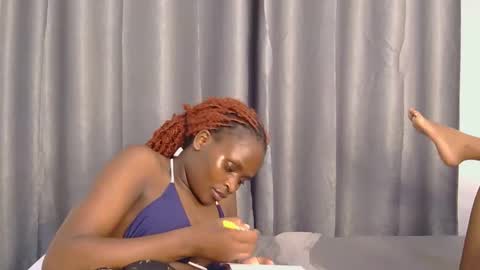 Azalea online show from 04-25-26, 04:15