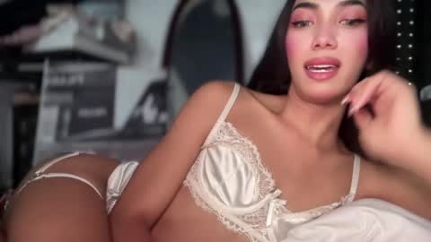 azalea_cum69 online show from 05-08-26, 06:57