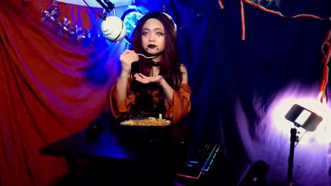 Snapshot of azazelgains chatting on 12-08-24, 05:29 Azazel online show from 12-08-24, 05:29