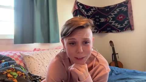 Azerai online show from 11-20-25, 05:34