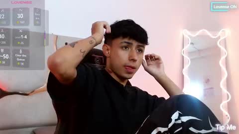 aziel_tay online show from 10-11-25, 11:31