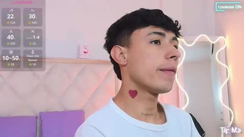 aziel_tay online show from 10-16-25, 11:33