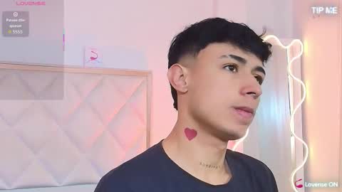 aziel_tay online show from 10-17-25, 11:35