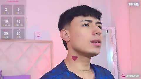 aziel_tay online show from 10-18-25, 11:33