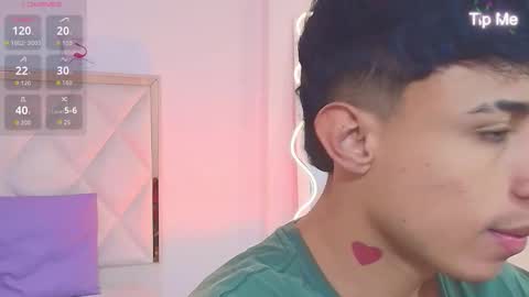 aziel_tay online show from 10-23-25, 11:31