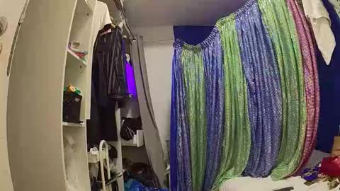 Azriel Munster Exhib online show from 01-05-26, 11:08
