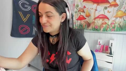 Azucena R online show from 11-11-25, 02:50