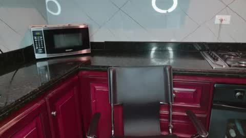 Azul online show from 04-18-26, 12:20