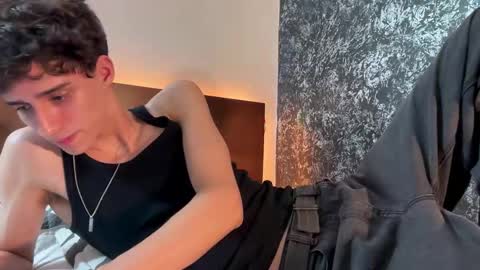 Snapshot of azulyfucsia chatting on 10-28-25, 06:39 nice boy online show from 10-28-25, 06:39